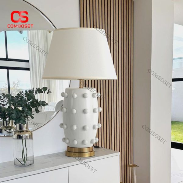 Đèn Bàn Gốm Chấm Bi Chụp Vải Lanh Nghệ Thuật Phong Cách Châu Âu Decor Phòng Khách