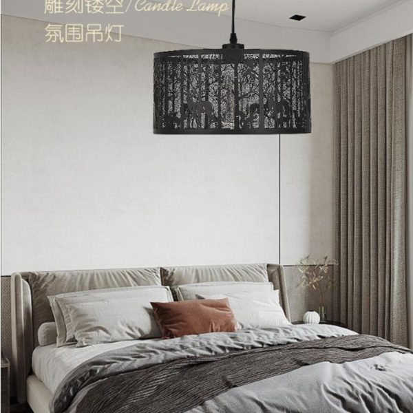 Đèn Chùm Chụp Tròn Sắt Rỗng Điêu Khắc Hình Nghộ Nghĩnh Màu Đen Huyền Bí Cá Tính Decor Phòng Ngủ